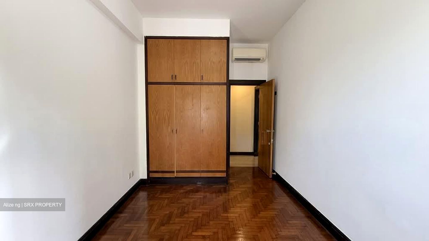 Regent Heights (D23), Condominium #559117561